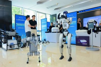 8家企業(yè)簽約!&ldquo;成都造&rdquo;科技產(chǎn)品即將走上世運賽場